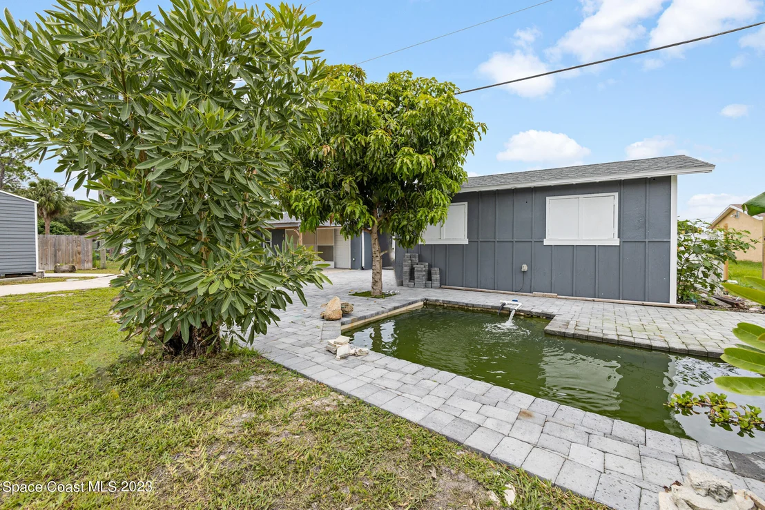 Photo of 3448 Jupiter Boulevard SE