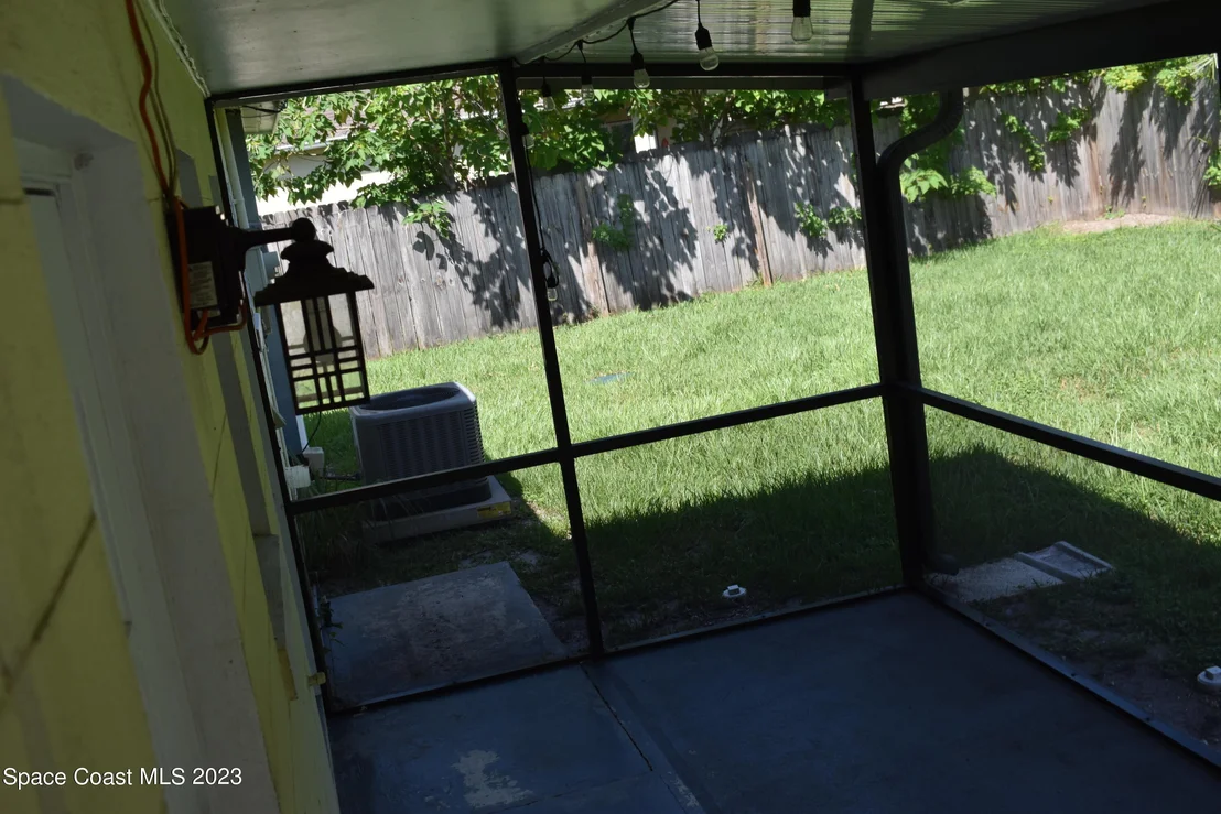 Photo of 1058 Barclay Drive