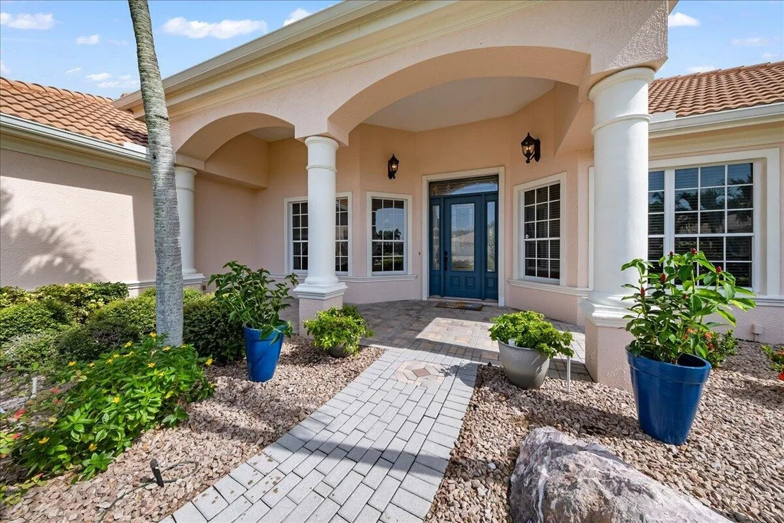 Photo of 412 Rio Villa Boulevard