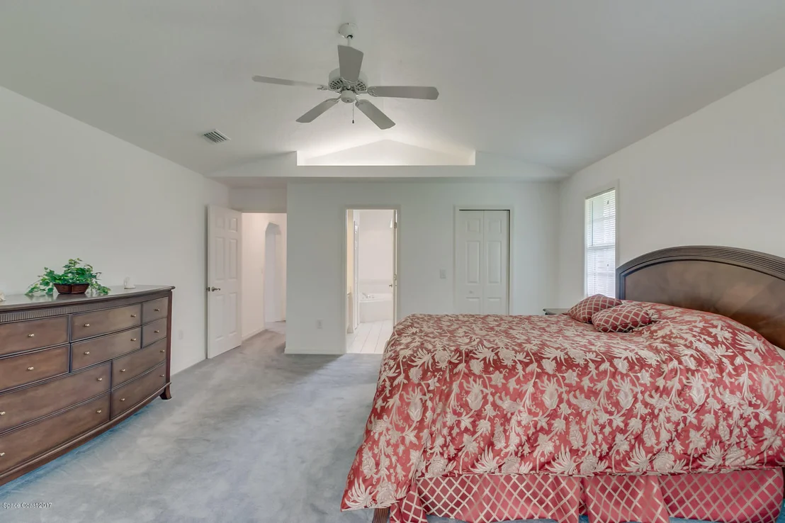 Photo of 2035 Grant Road