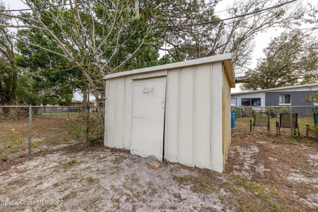 Photo of 1047 Myrtle Lane