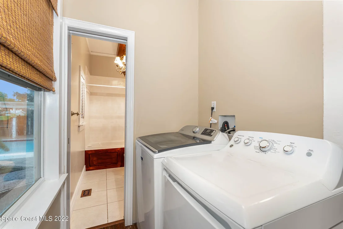 Photo of 1695 Highland Avenue