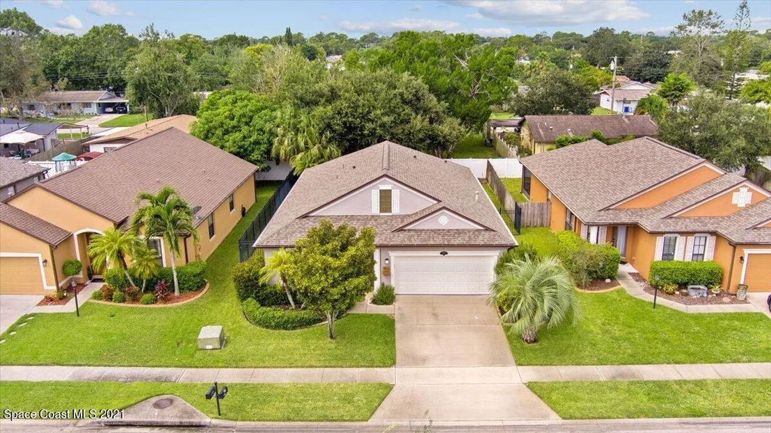 Photo of 1166 Bolle Circle