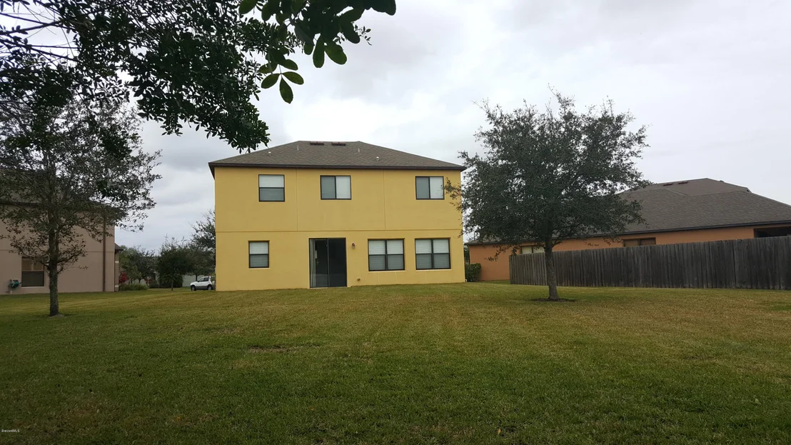 Photo of 384 Dryden Circle