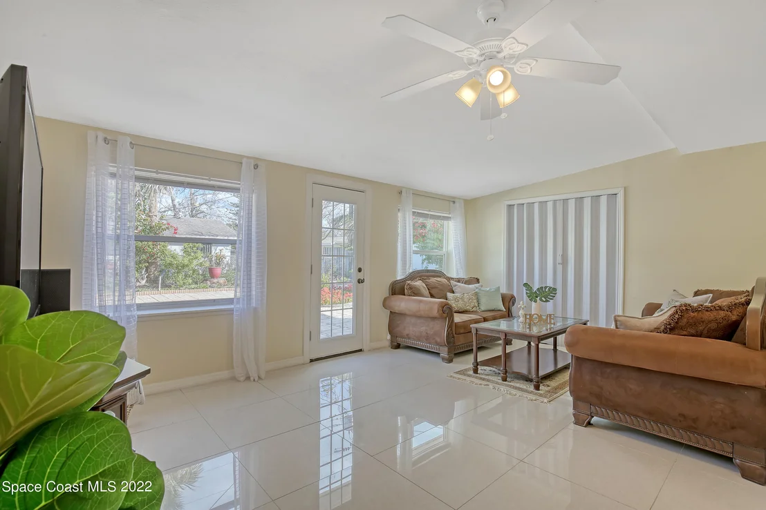 Photo of 972 Miracle Way