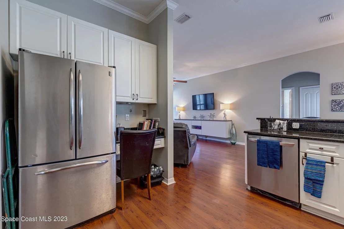 Photo of 832 Carriage Hill Road