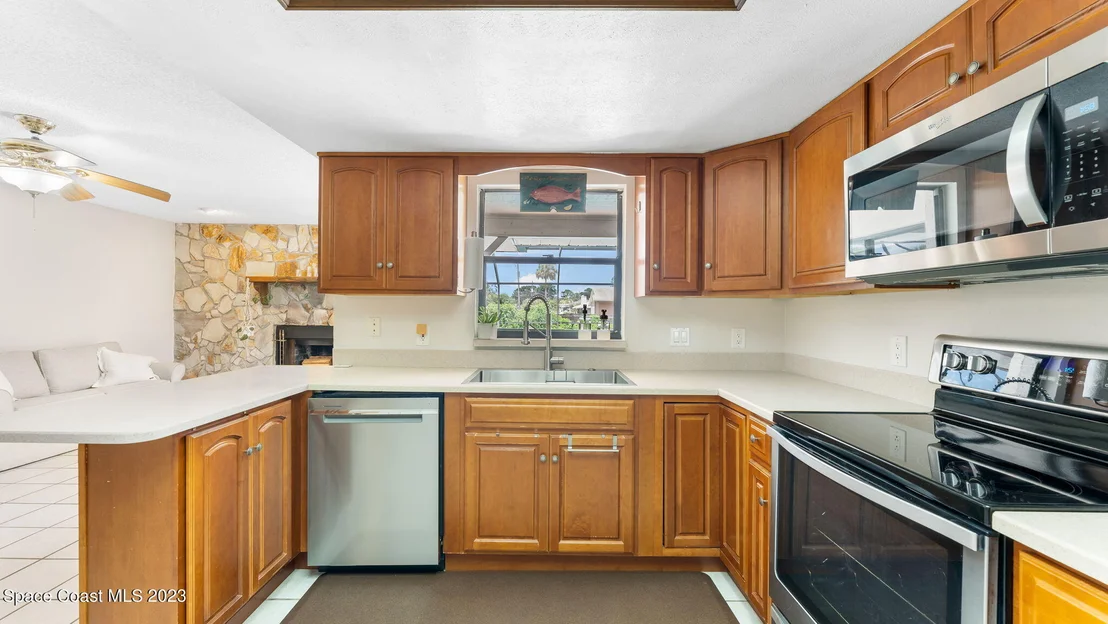 Photo of 4220 Lee Hall Place