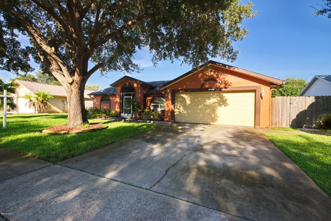 Photo of 1233 WEEPING WILLOW Lane