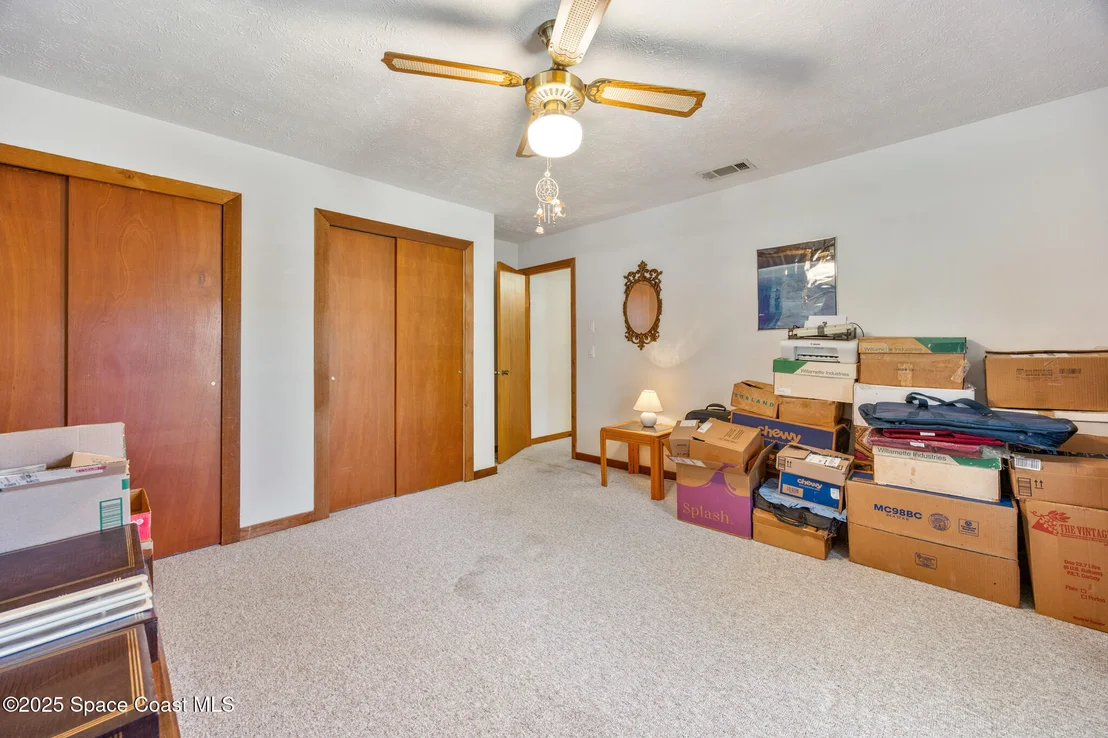 Photo of 1007 Pineapple Avenue NE