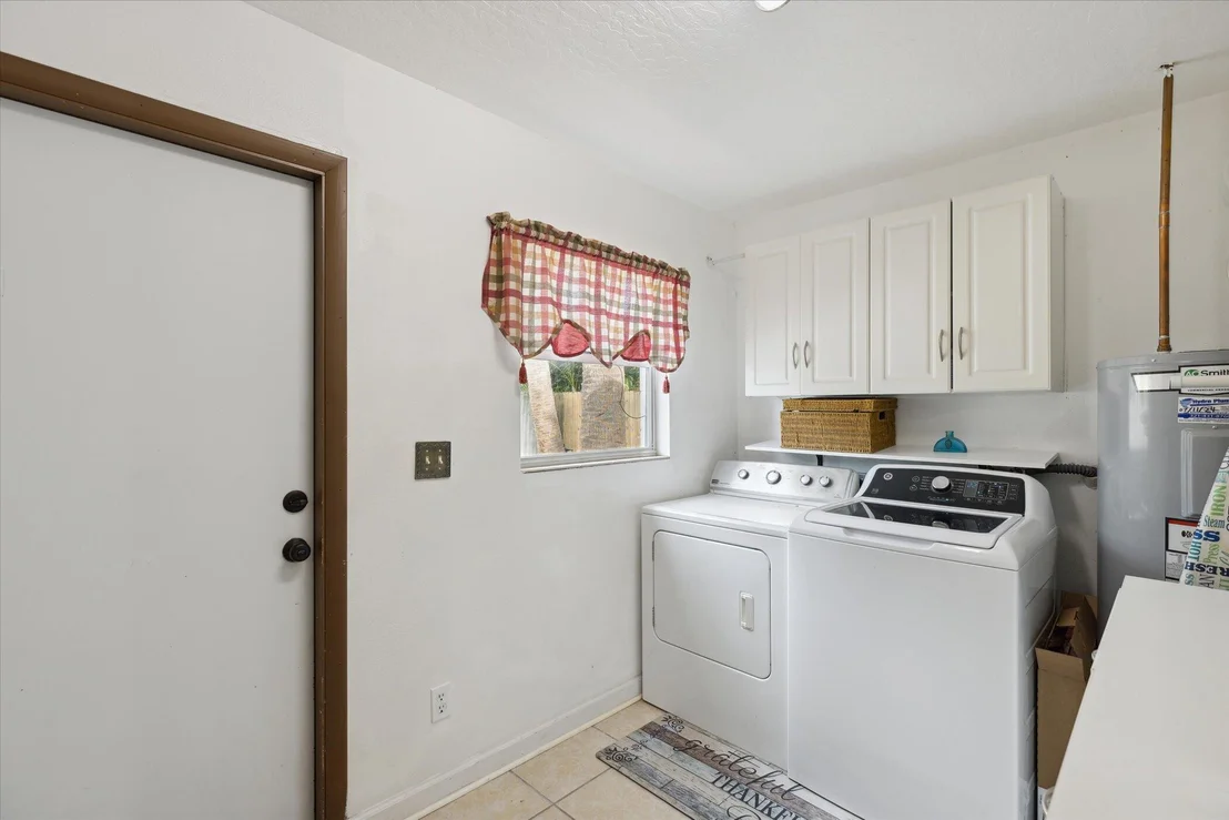 Photo of 1426 Hillcrest Drive