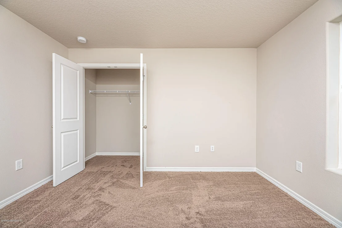 Photo of 475 Dryden Circle