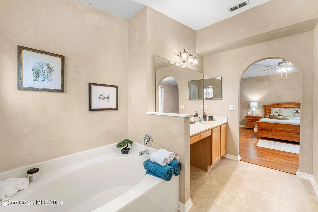 Photo of 4227 Four Lakes Drive