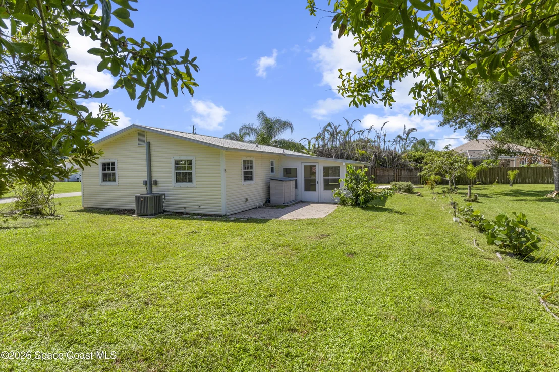 Photo of 874 Blossom Drive