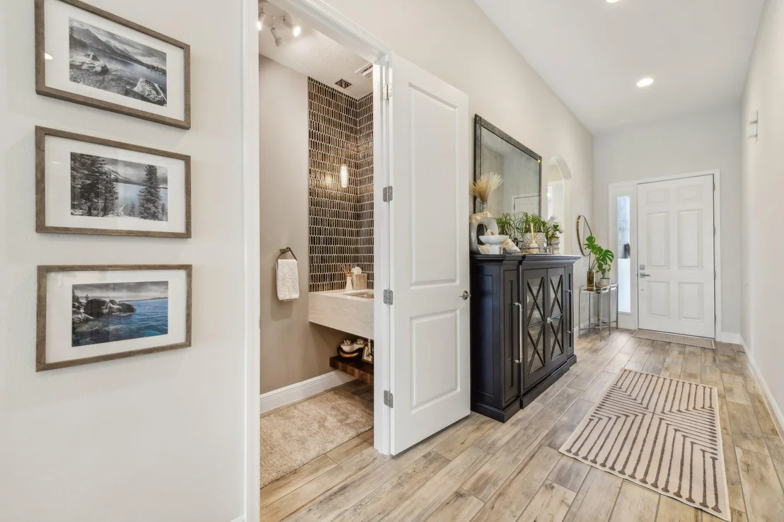 Photo of 7633 Poulicny Lane