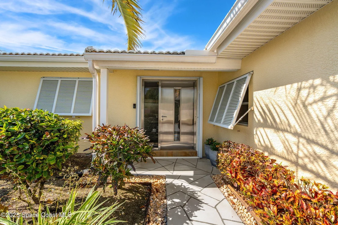 Photo of 561 Capri Road