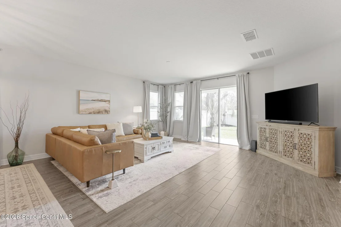 Photo of 975 Potenza Drive