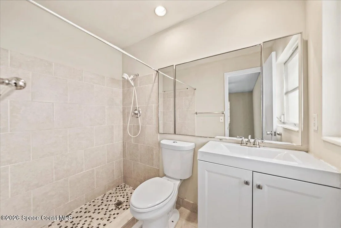 Photo of 934 Barbara Lane