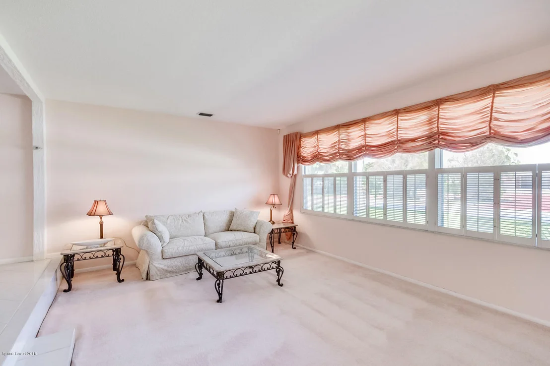 Photo of 4844 Fairview Drive