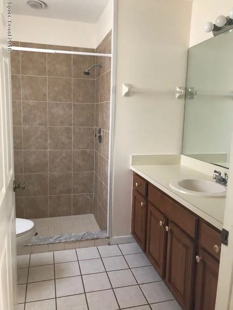 Photo of 2212 Cogan Drive SE