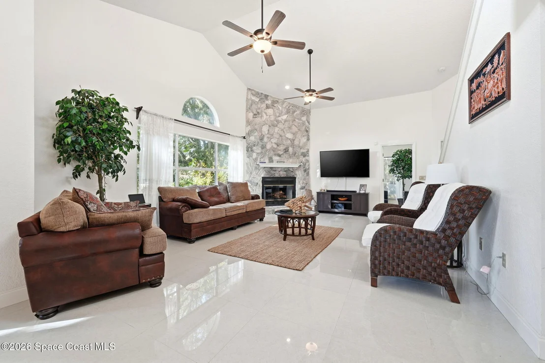 Photo of 1225 War Eagle Boulevard