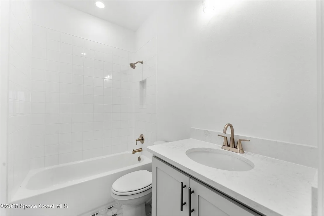 Photo of 4103 Masthead Avenue