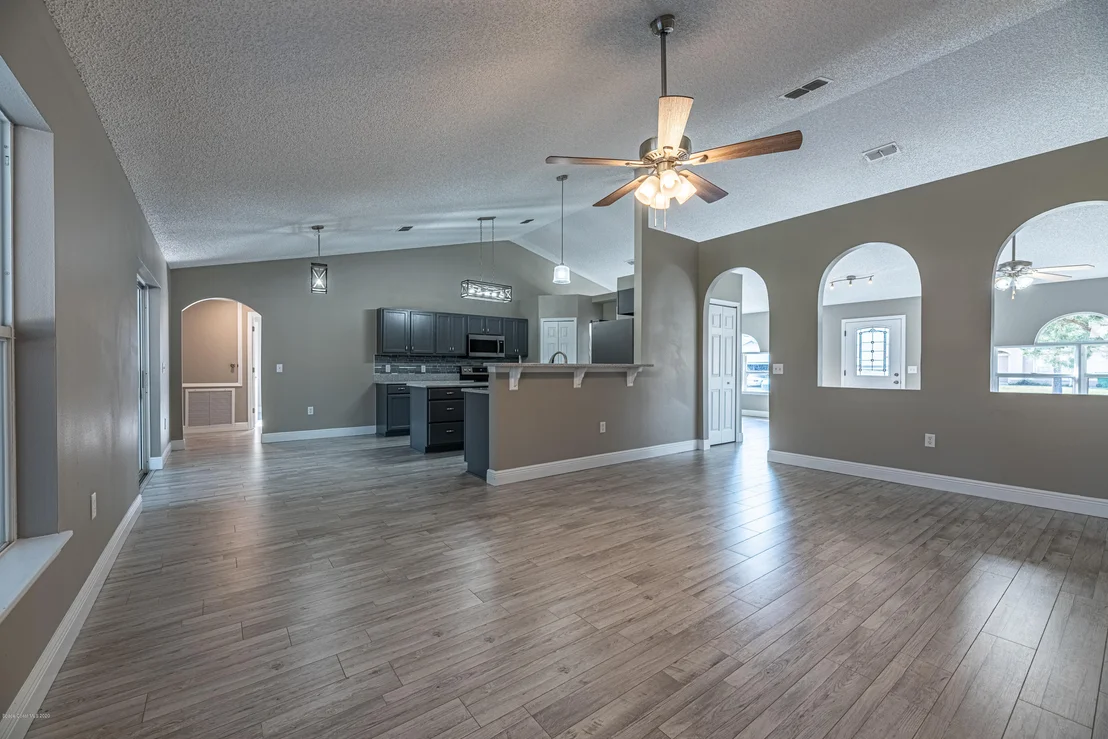 Photo of 6107 Corning Road