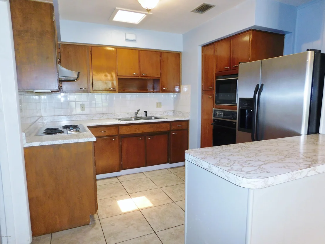 Photo of 729 Teak Drive