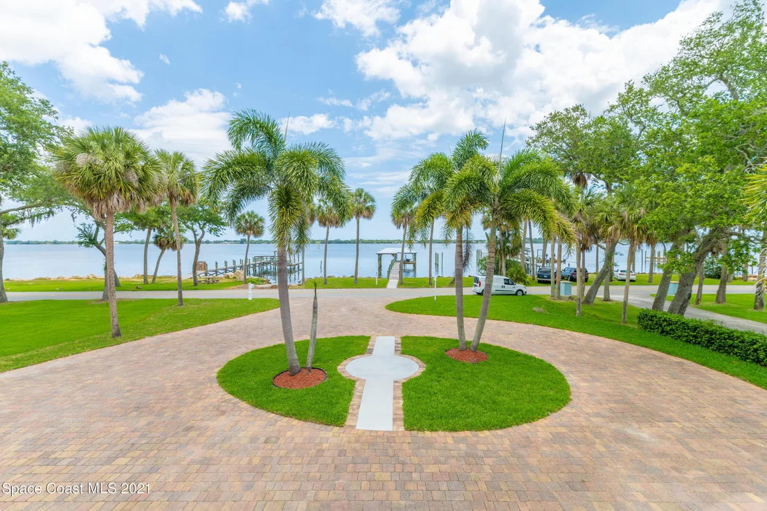 Photo of 2159 Rockledge Drive