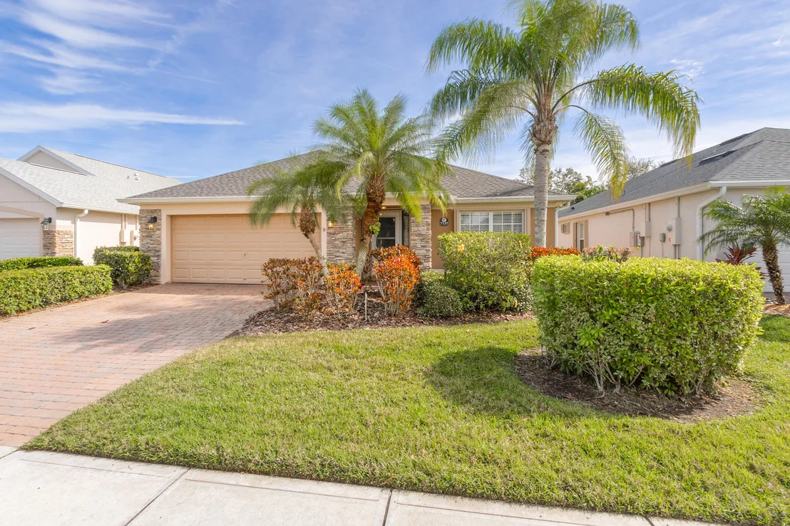 Photo of 7137 Broderick Drive
