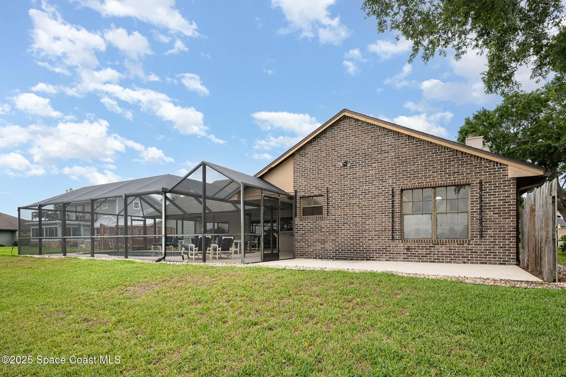 Photo of 441 Crystal Lake Drive