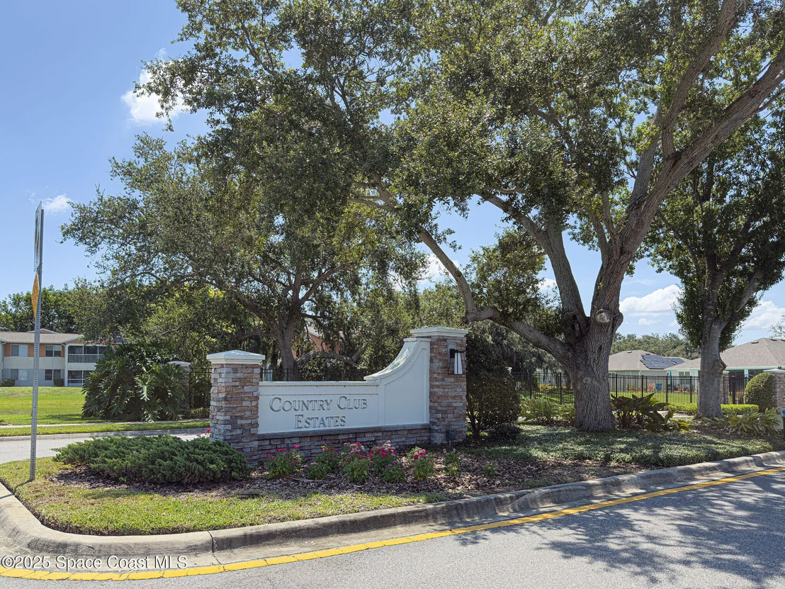 Photo of 2003 Killian Drive NE