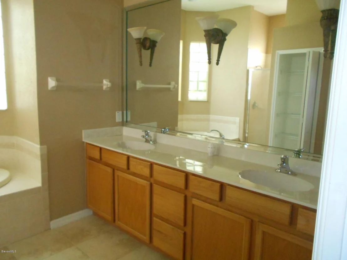 Photo of 1715 Sumter Lane