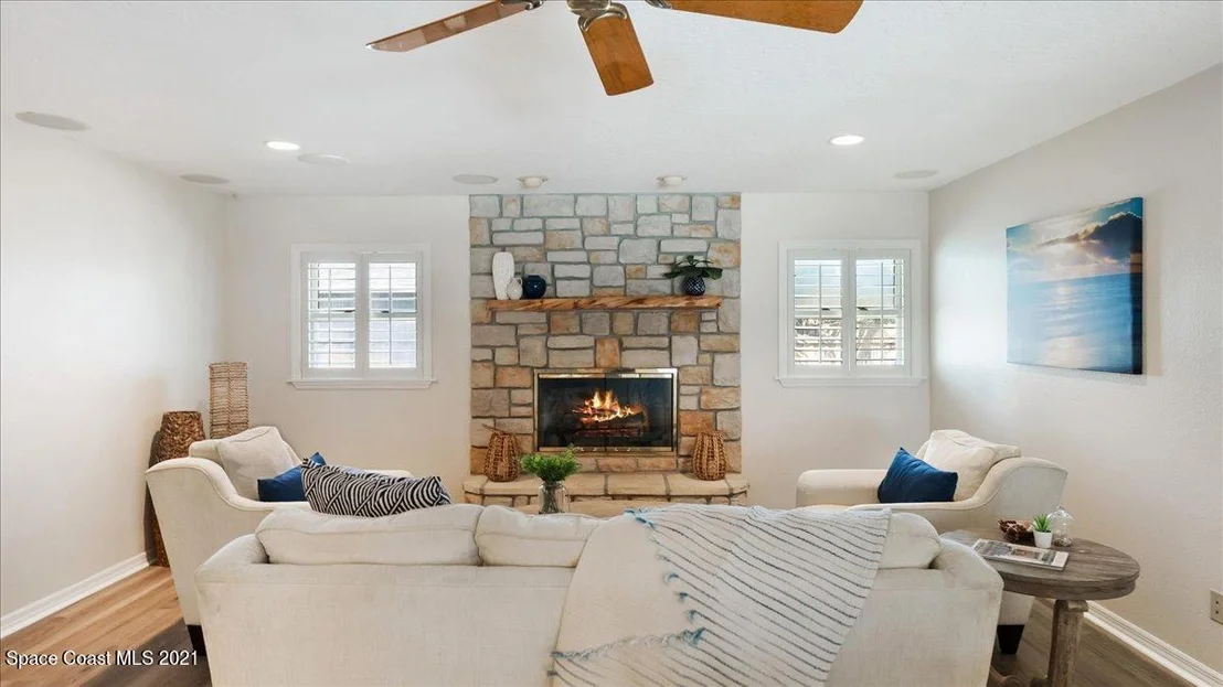Photo of 528 Solitaire Palm Drive