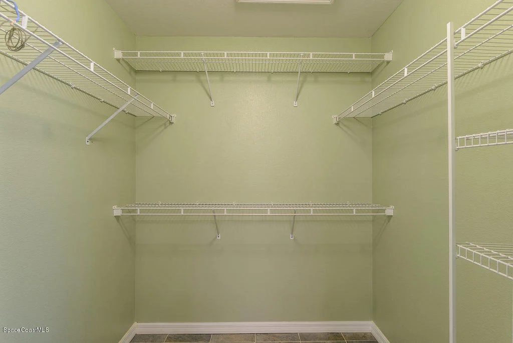 Photo of 1203 White Oak Circle
