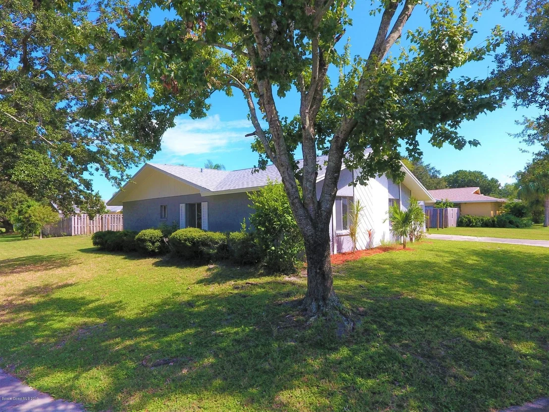 Photo of 3045 Ontario Circle W