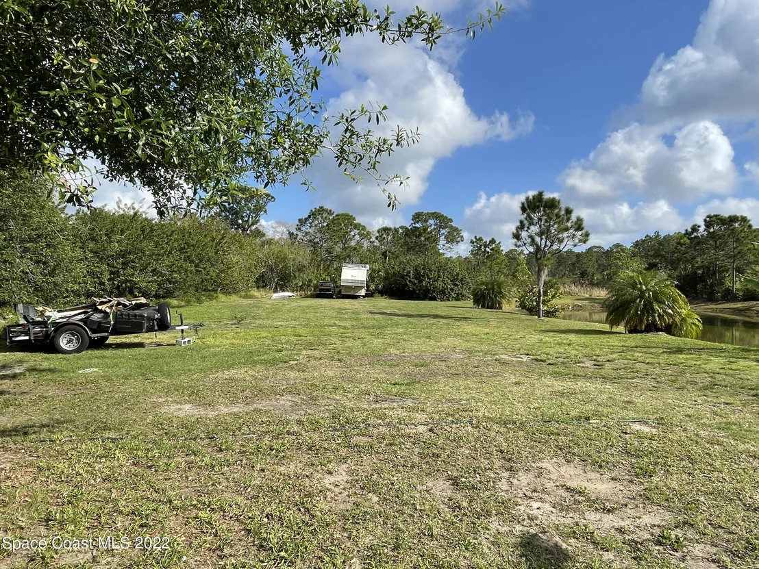 Photo of 2550 Grant Road