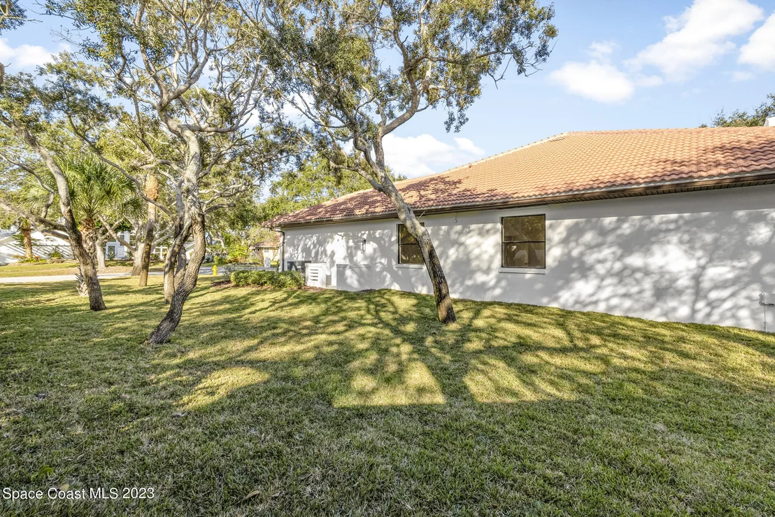 Photo of 473 Peregrine Drive