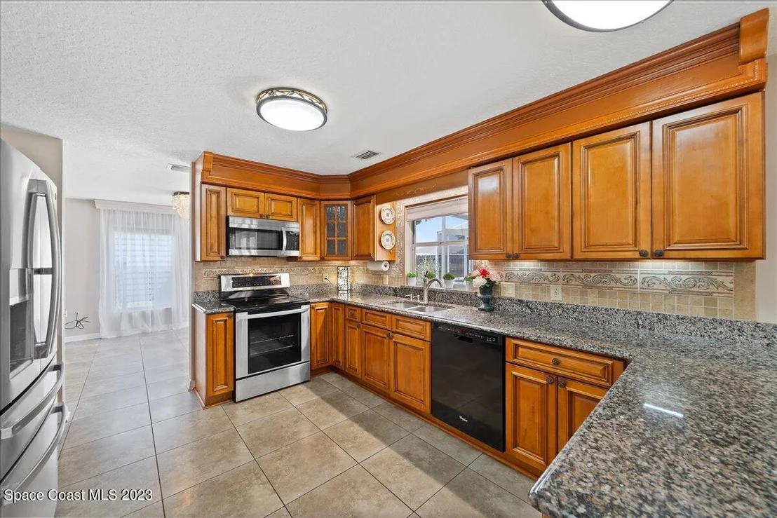 Photo of 1339 Heritage Acres Boulevard