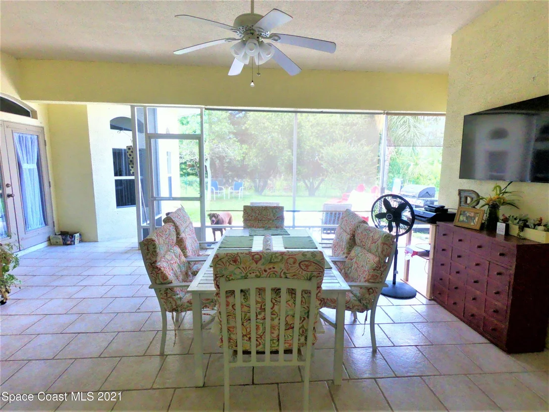 Photo of 1035 Starling Way