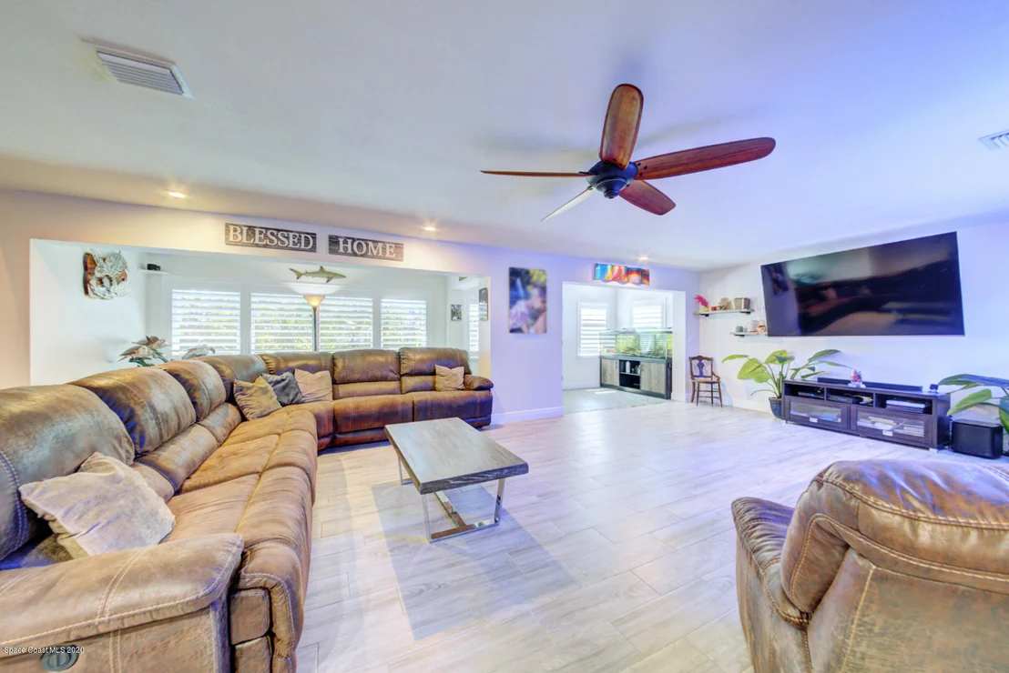 Photo of 260 Richards Road