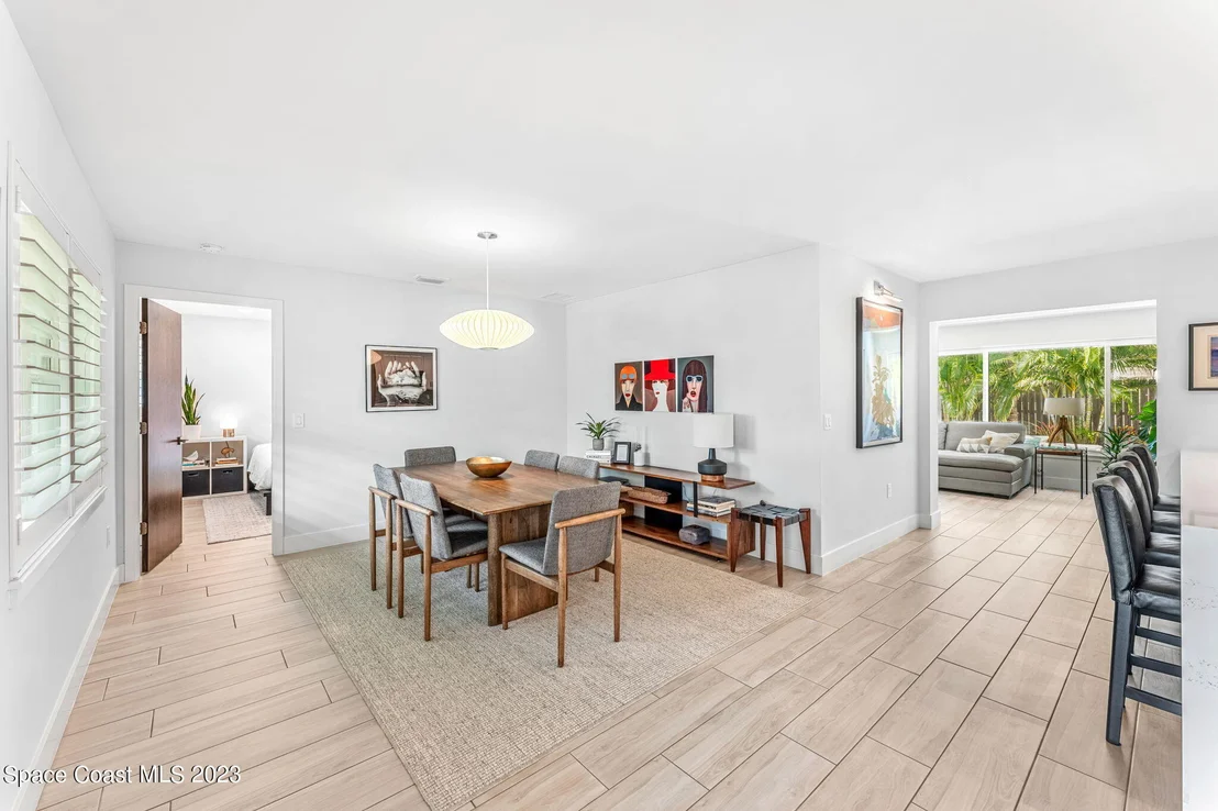 Photo of 543 Biscayne Drive