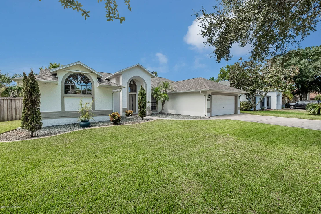 Photo of 5058 Alamanda Drive