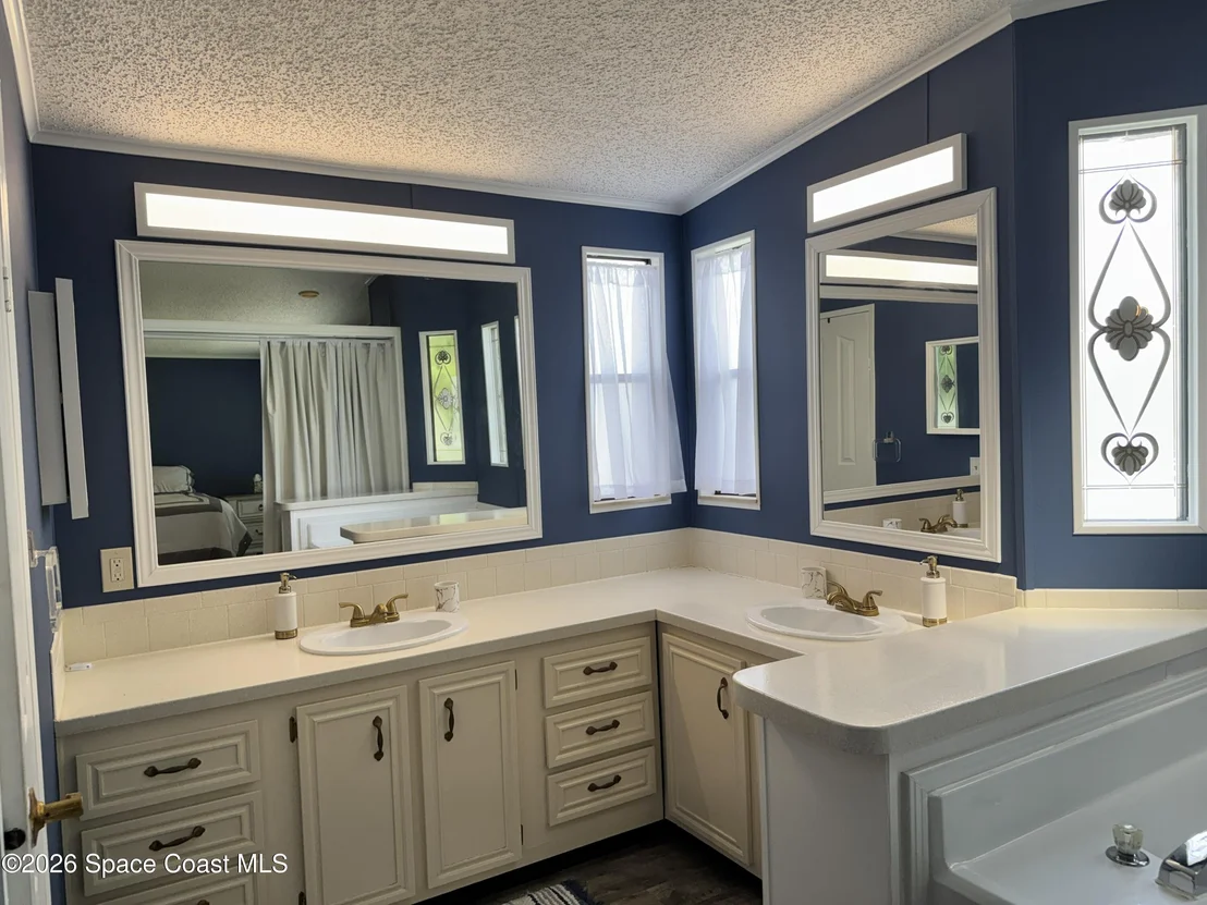 Photo of 600 N Dolphin Circle