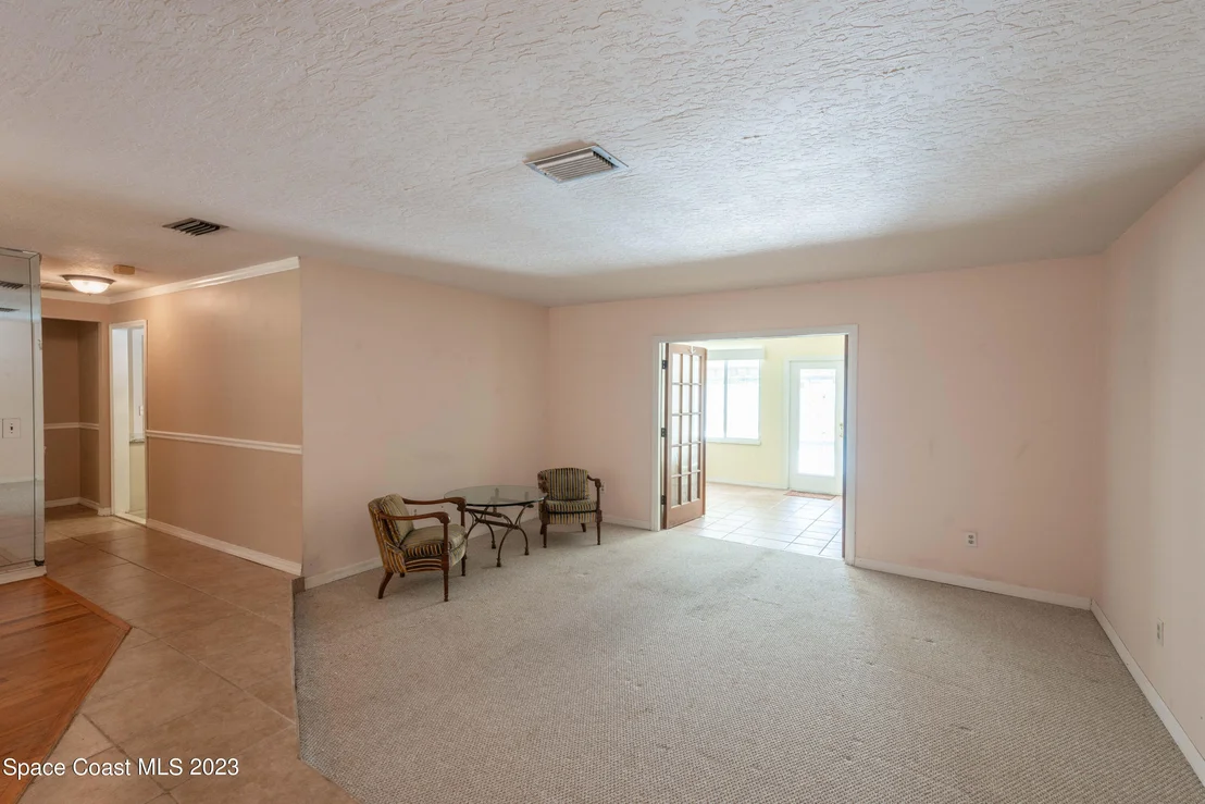 Photo of 450 Monaco Drive