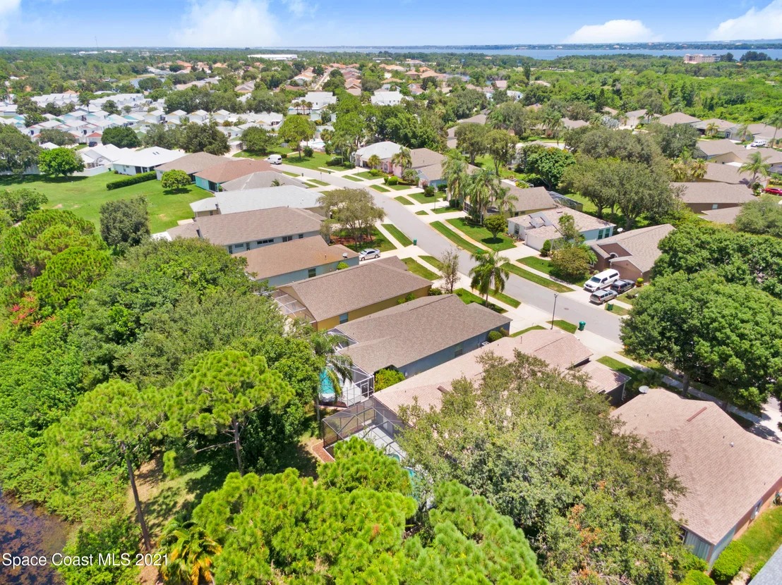 Photo of 865 Villa Drive