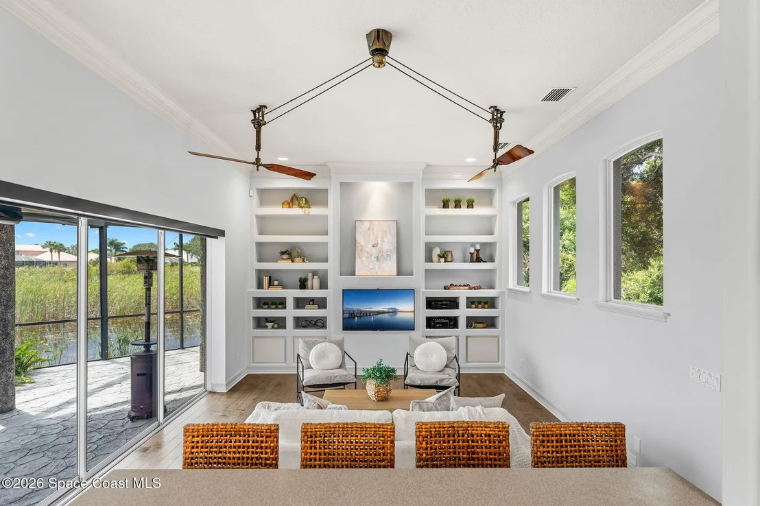 Photo of 804 Chatsworth Drive