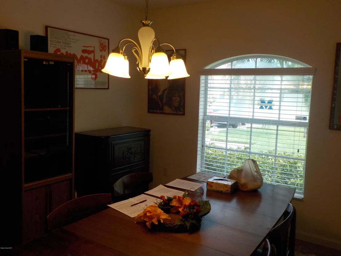 Photo of 1340 Corbett Lane
