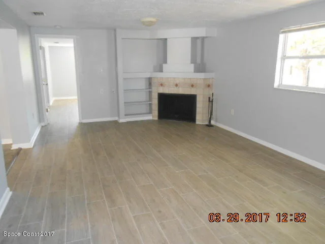 Photo of 1040 Slayton Avenue