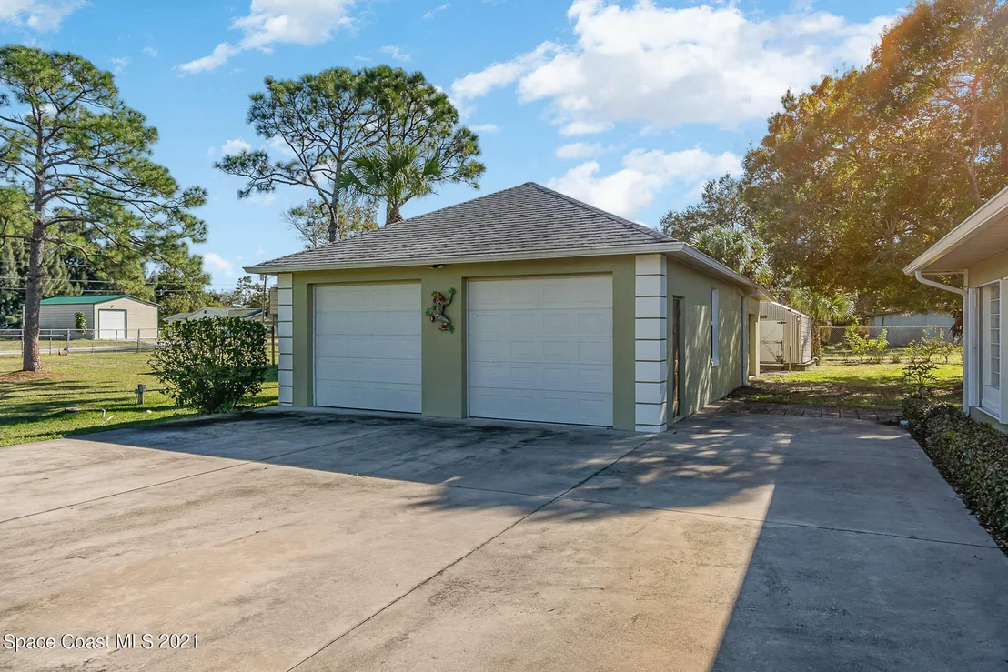 Photo of 3605 Valkaria Road