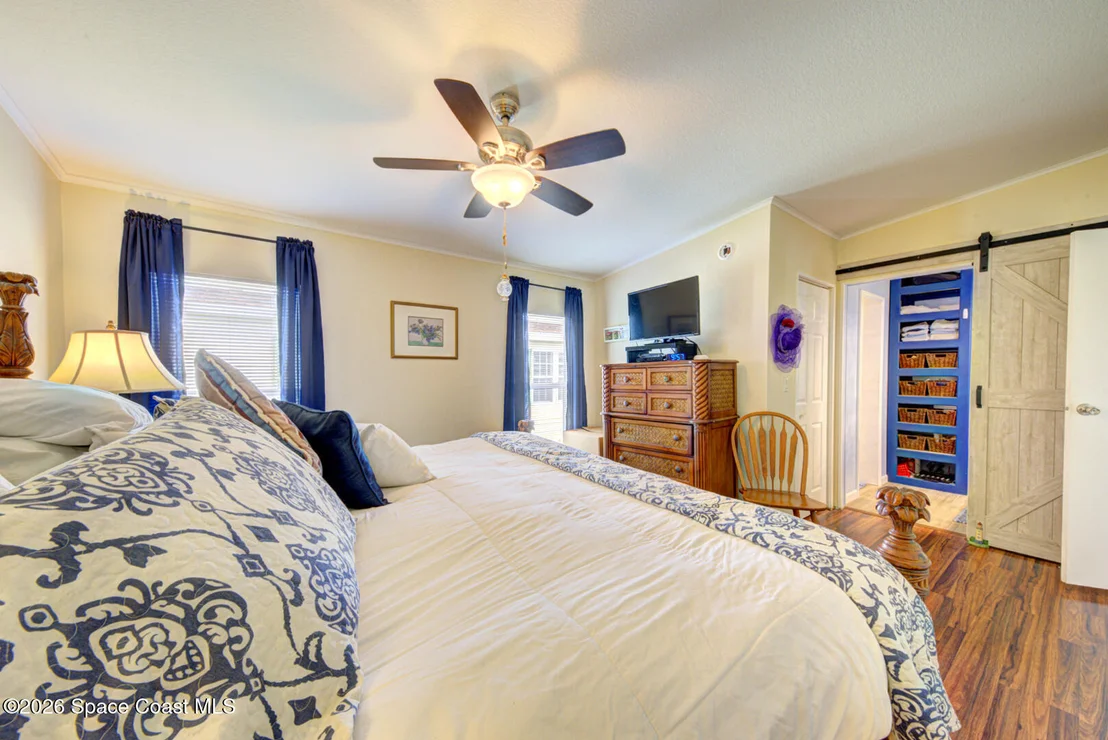 Photo of 385 Outer Drive